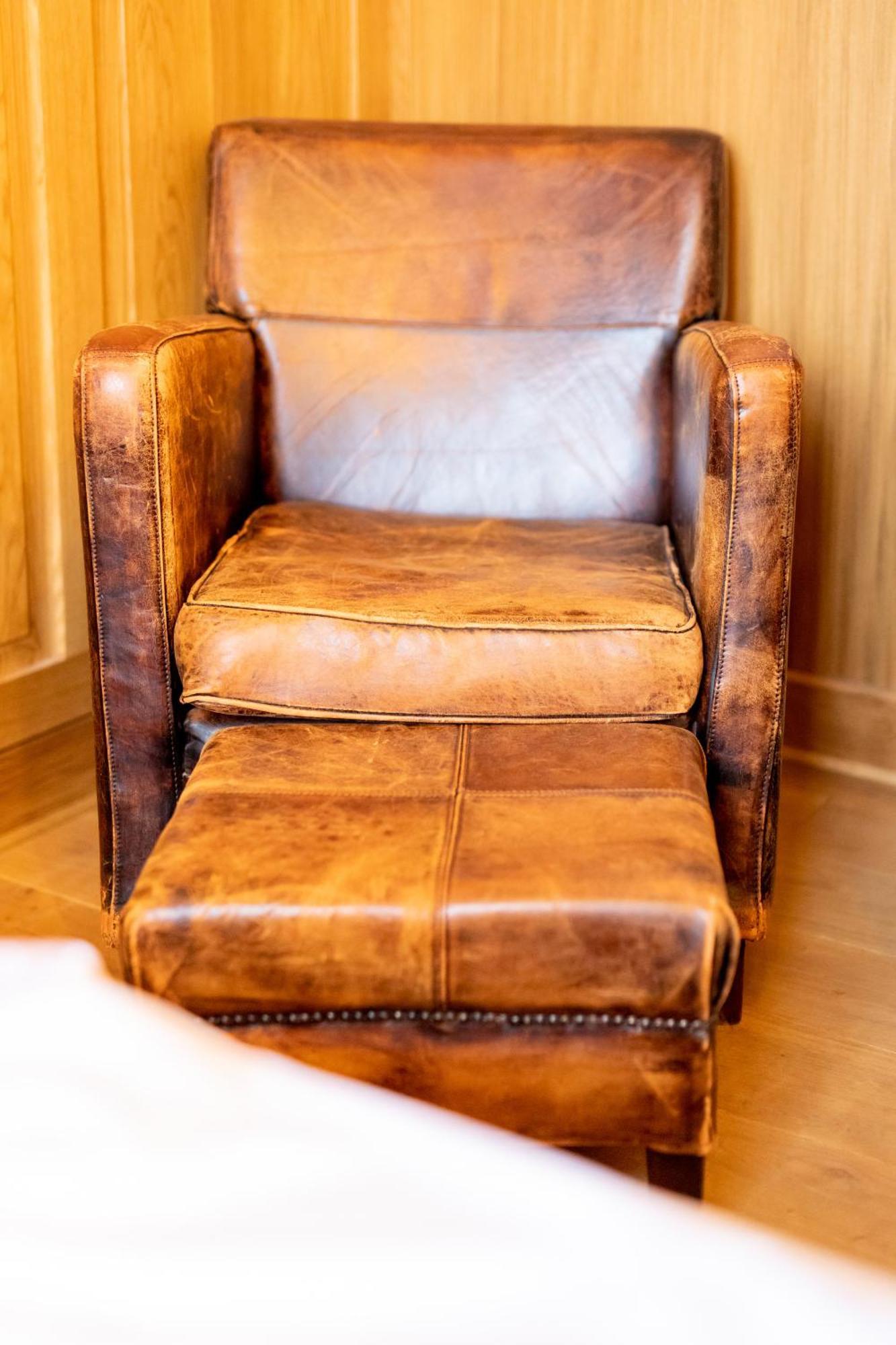 Standard Single Room,1634415320:JPEG